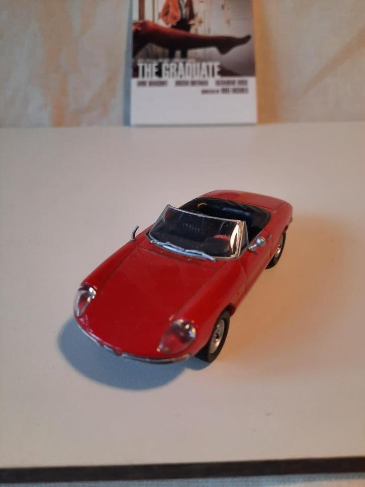 1966 Alfa Romeo 1600 Duetto – 1:43 – uit the Graduate, Hobby en Vrije tijd, Modelauto's | 1:43, Zo goed als nieuw, Auto, Overige merken