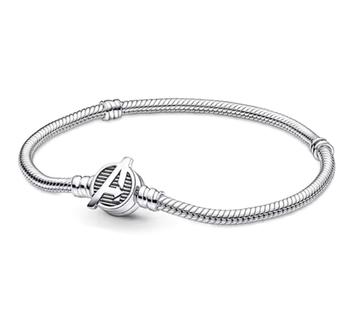 Avengers Buddy-Basis armband beschikbaar voor biedingen