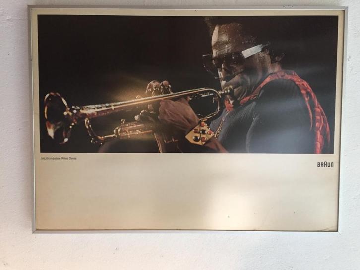 Miles Davis Poster Braun, Huis en Inrichting, Woonaccessoires | Schilderijen, Tekeningen en Foto's, Gebruikt, Foto of Poster, 50 tot 75 cm