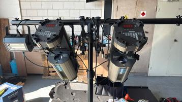 2x scx600 en strobo met statief en dmx controller voor pc beschikbaar voor biedingen
