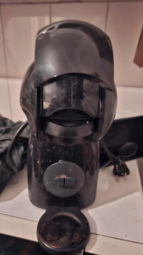 Nescafé Dolce Gusto Koffiemachine - Zwart, Antiek en Kunst, Kunst | Beelden en Houtsnijwerken, Ophalen