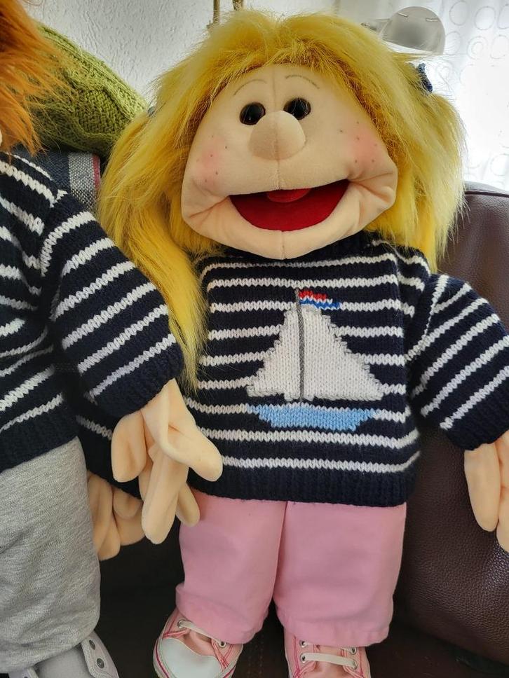 blauw gestreept truitje v living puppet handpop 65cm, Kinderen en Baby's, Speelgoed | Poppen, Nieuw, Overige typen, Ophalen of Verzenden