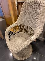 WITTE RIETEN STOEL, Huis en Inrichting, Stoelen, Ophalen, Gebruikt, Wit, Eén