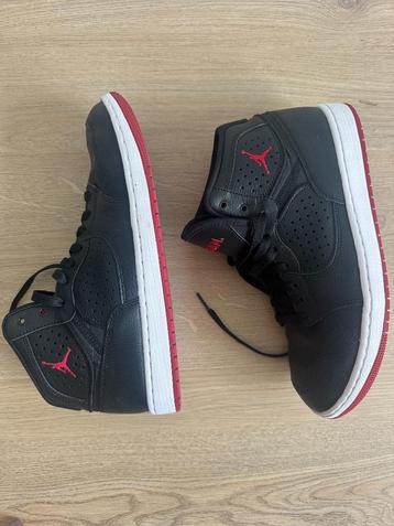 Nike Air Jordan Access zwart maat 43 beschikbaar voor biedingen