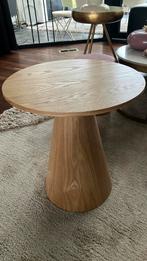 Japandi tafeltje, Ophalen