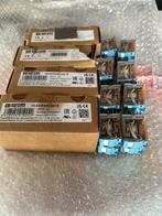 Hulprelais en solid state relais 24Vdc, Hobby en Vrije tijd, Elektronica-componenten, Ophalen of Verzenden, Zo goed als nieuw