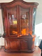 Mooie noten buffet vitrine kast in nette staat, Huis en Inrichting, Ophalen, Zo goed als nieuw, 25 tot 50 cm, 150 tot 200 cm