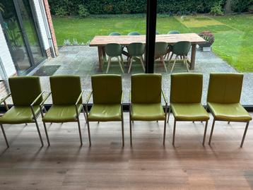 6 Lederen eetkamerstoelen, groen beschikbaar voor biedingen