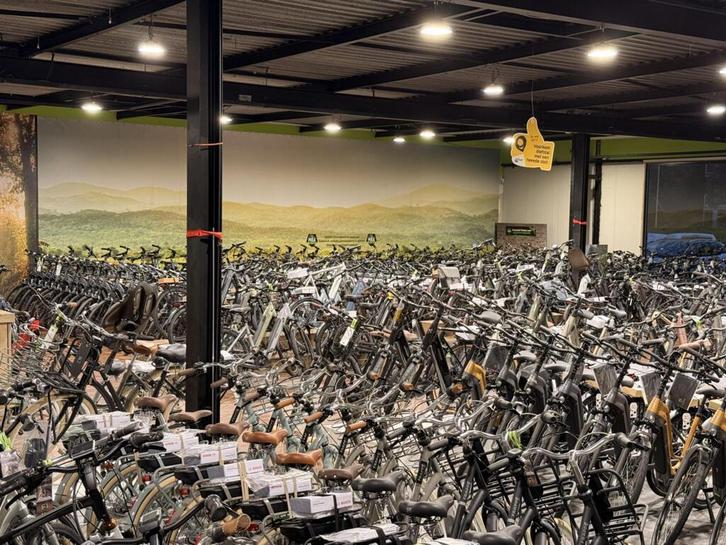 GROOTSTE FIETSEN ZAAK NOORD NEDERLAND MAGAZIJN OPRUIMING!, Fietsen en Brommers, Fietsen | Dames | Damesfietsen, Overige merken