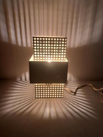 Pilastro stijl wandlamp jaren 60 wit beschikbaar voor biedingen