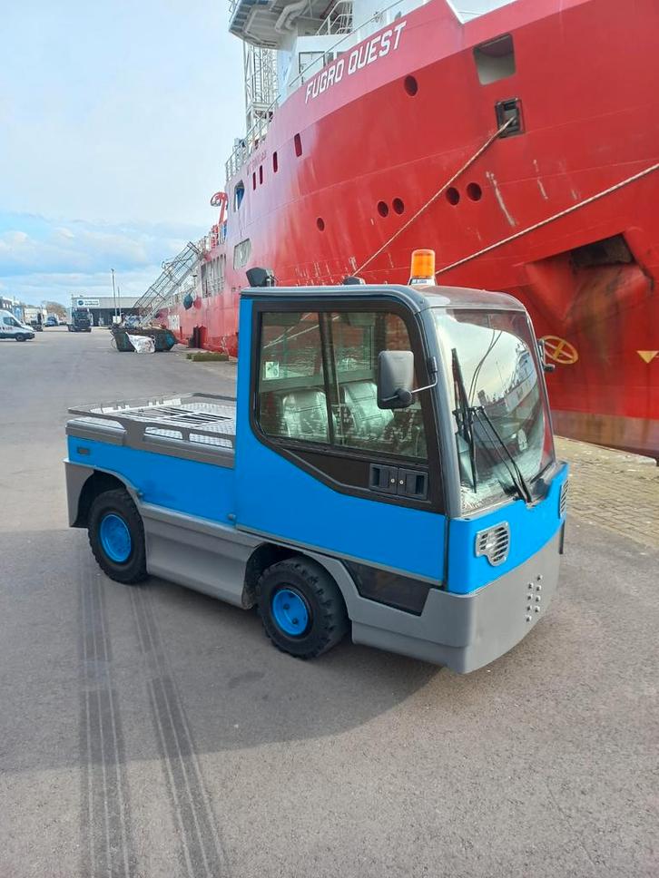 Elektrische trekker Linde, Zakelijke goederen, Machines en Bouw | Heftrucks en Intern transport, Orderpicker, Elektrisch, 2000 tot 3000 kg