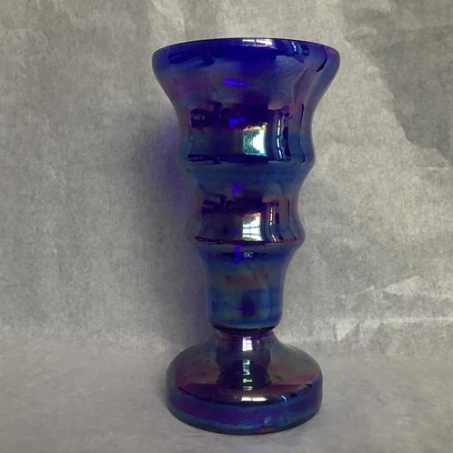 Kobalt blauw vaas - Irisé glas - 21.5 cm hoog - izgst, Antiek en Kunst, Antiek | Vazen, Ophalen of Verzenden