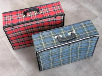 Twee vintage tartan-koffers - koffer koffers - jaren 60 beschikbaar voor biedingen