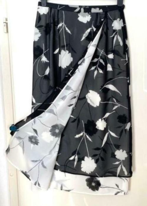 Catherina Hepfer lange rok NIEUW maat 40/42, Kleding | Dames, Rokken, Nieuw, Maat 38/40 (M), Grijs, Onder de knie, Ophalen of Verzenden
