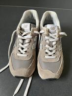 Grijze New Balance 574 / maat 37, New Balance, Ophalen of Verzenden, Sneakers of Gympen, Grijs