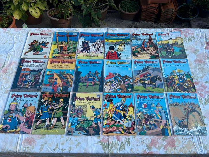 18 Prins Valiant strips, Boeken, Stripboeken, Zo goed als nieuw, Meerdere stripboeken, Ophalen of Verzenden