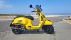 Vespa gts 300 Super Sport,  lage KM, Fietsen en Brommers, Scooters | Vespa, Ophalen, Overige modellen, 300 cc, Zo goed als nieuw