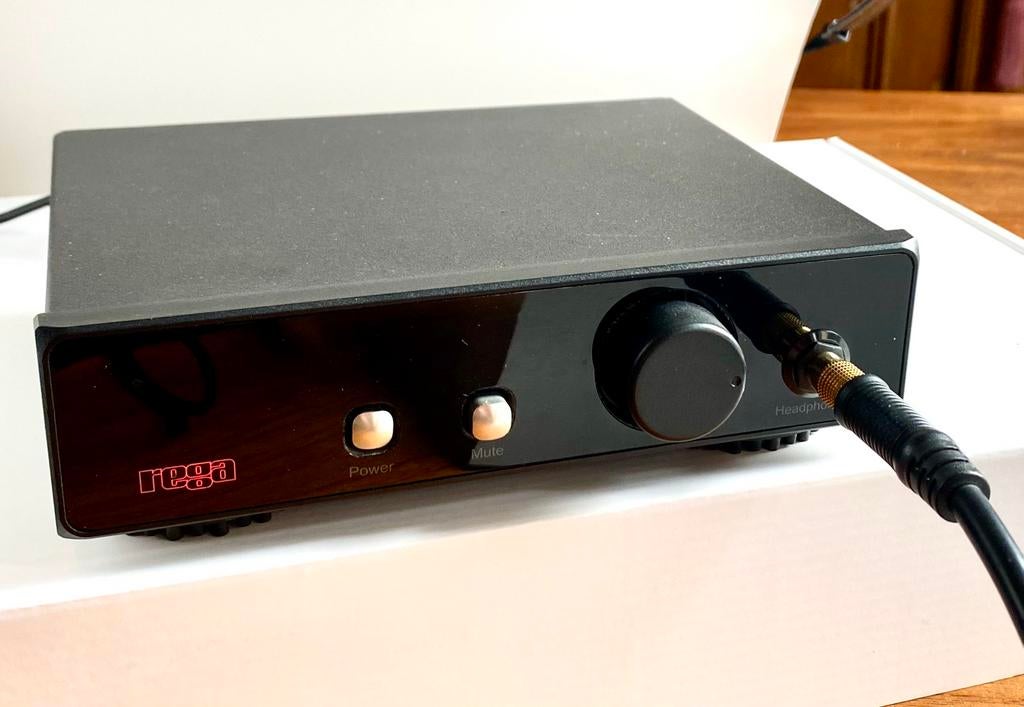 Rega Ear headphone amp, Audio, Tv en Foto, Versterkers en Receivers, Ophalen of Verzenden, Zo goed als nieuw, Overige merken