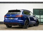 Volkswagen TOUAREG R 3.0 V6 TSI e-Hybrid 462PK 4M Puglia Nig, Auto's, 5 stoelen, Bedrijf, Hybride Elektrisch/Benzine, Blauw