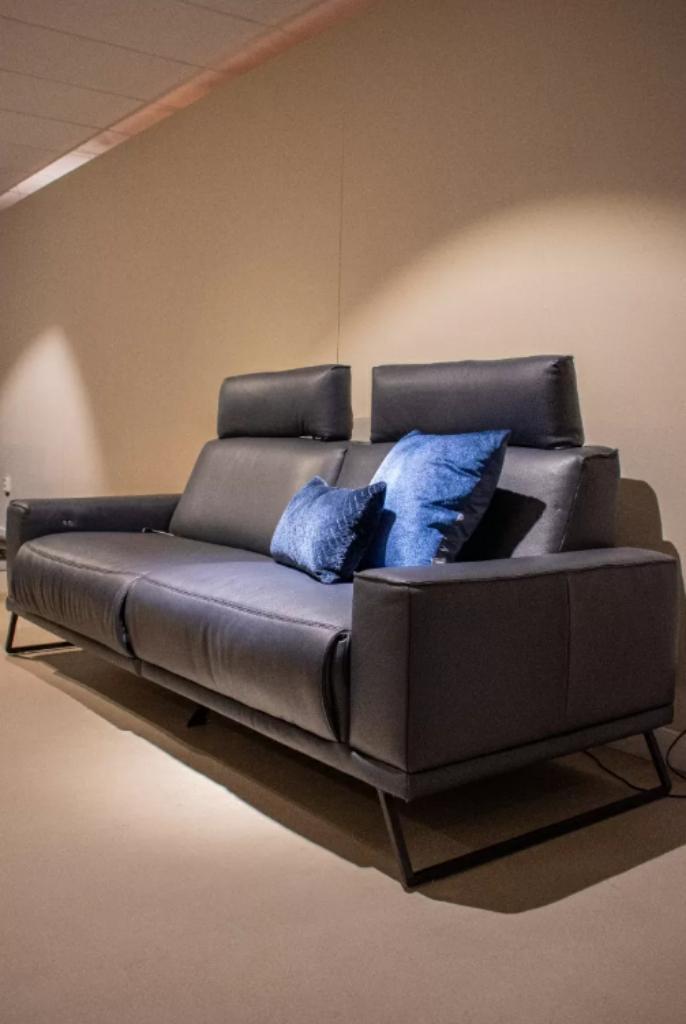 Bank Mellow, Huis en Inrichting, Banken | Bankstellen, Zo goed als nieuw, Rechte bank, Driepersoons, 200 tot 250 cm, 75 tot 100 cm