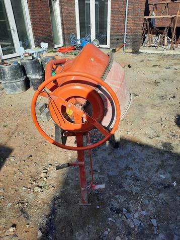 Betonmolen Atika Expert 185 beschikbaar voor biedingen