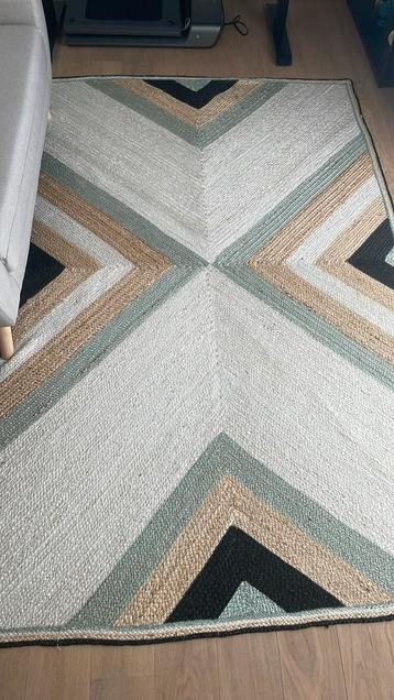 Natural jute rug  beschikbaar voor biedingen