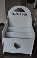 Tijdschriftenbak met tafeltje, Huis en Inrichting, Woonaccessoires | Krantenbakken en Lectuurbakken, Ophalen, Gebruikt
