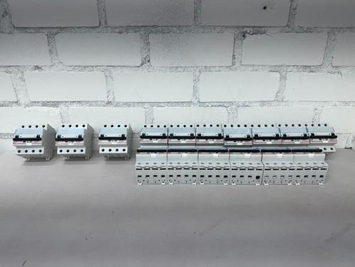 Partij Legrand 3 fase aardlekautomaten, Doe-het-zelf en Verbouw, Elektra en Kabels, Gebruikt, Overige typen, Ophalen of Verzenden