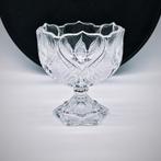 Kristallen Bonbonnière Tulpvorm Handgegraveerd, Antiek en Kunst, Antiek | Glas en Kristal, Ophalen of Verzenden