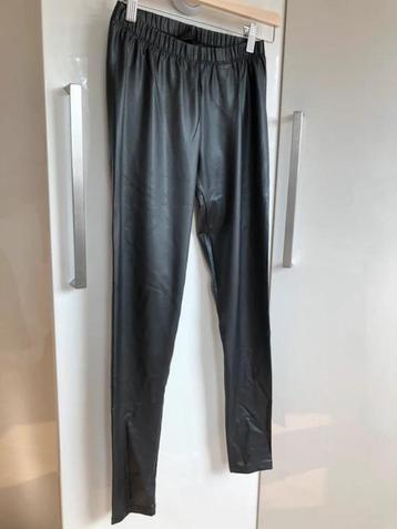 Seven Sisters leggingbroek / broek / zwarte legging – S beschikbaar voor biedingen