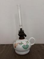 Oude porseleinen olielamp met bloemmotief, Ophalen of Verzenden