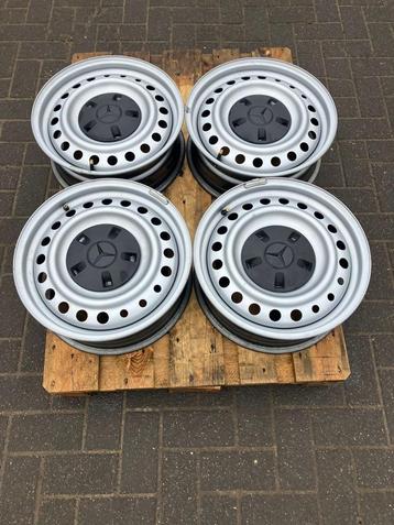 Mercedes Citan ( W420 ) Originele 16 inch stalen velgen beschikbaar voor biedingen