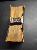 Zeer oude bijbel - Het Nieuwe Testament, Antiek en Kunst, Ophalen of Verzenden