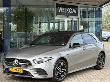 Mercedes-Benz A-klasse 250 e AMG Pano|Memory|Sfeer|Dealer On beschikbaar voor biedingen