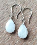 handgemaakte oorbellen echt zilver en maansteen, Sieraden, Tassen en Uiterlijk, Oorbellen, Hangers, Verzenden, Wit, Nieuw
