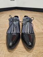 Zwarte dames lakleren veterschoenen Invito - maat 41, Zwart, Overige typen, Ophalen of Verzenden, Invito