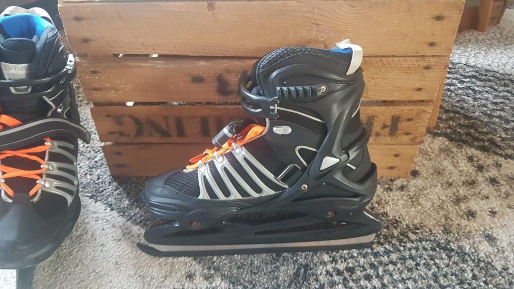 Ijshockeyschaatsen, Ophalen, Gebruikt, IJshockeyschaatsen, Nijdam