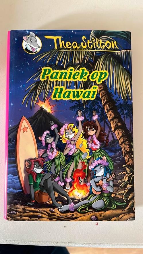 Thea Stilton - Paniek op Hawai, Boeken, Kinderboeken | Jeugd | onder 10 jaar, Zo goed als nieuw, Ophalen of Verzenden