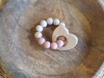 bijtring liefde beige met of zonder naam €10,95, Ophalen of Verzenden, Nieuw, Rammelaar