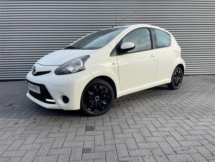 Toyota Aygo 1.0 VVT-i navigator bouwjaar 2014, Auto's, Toyota, Bedrijf, Te koop, Aygo, ABS, Airbags, Airconditioning, Centrale vergrendeling