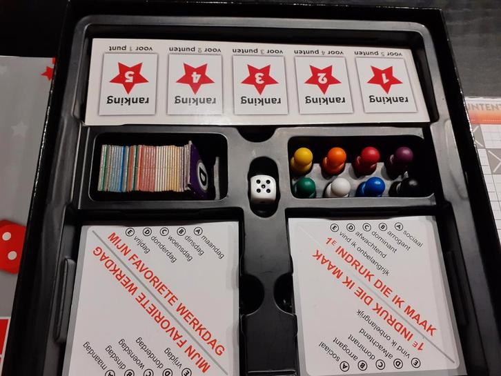 Ranking Me Ranking You - Hollandse Helden Familiespel, Hobby en Vrije tijd, Gezelschapsspellen | Bordspellen, Ophalen of Verzenden