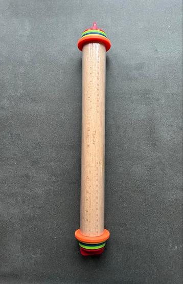 Nieuwe verstelbare deegroller - hout beschikbaar voor biedingen