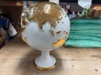 Wereld bol wit porselein met 24kt goud swarovski stenen BC, Ophalen of Verzenden, Nieuw