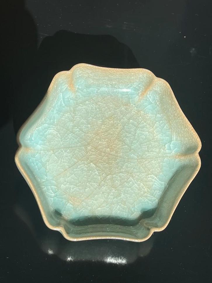 chinees porcelain - Ruyao Ru-bakje D13.5cm, Antiek en Kunst, Antiek | Porselein, Ophalen of Verzenden