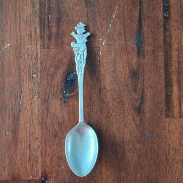 Verzilverde vintage kinderlepel met leuk plaatje  beschikbaar voor biedingen