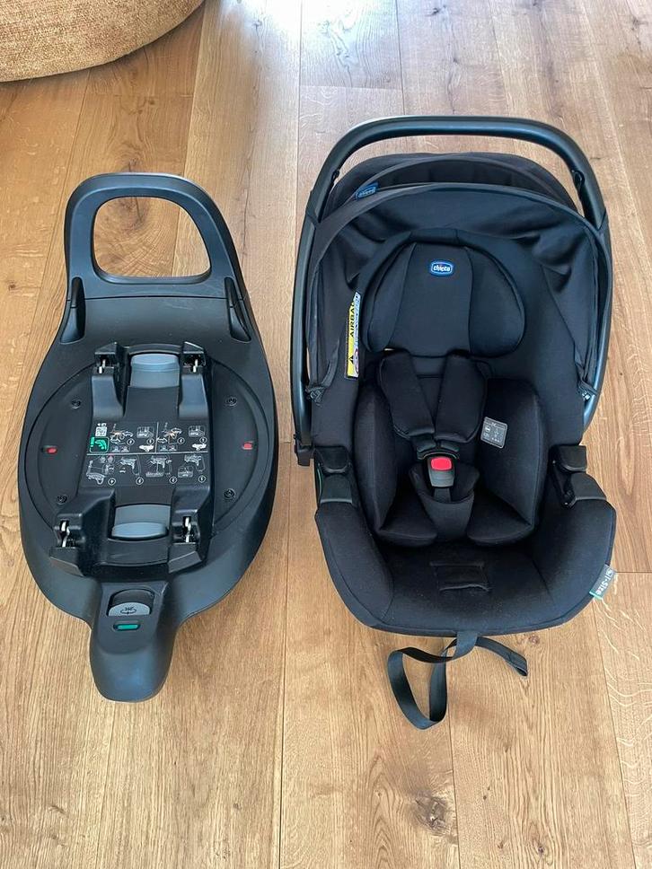 Chicco Kory Essential i-Size INCL. 360 base., Kinderen en Baby's, Autostoeltjes, Gebruikt, Chicco, 0 t/m 10 kg, Isofix, Zijbescherming
