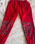 Tommy Hilfiger broek maat XS rood, Kleding | Dames, Broeken en Pantalons, Ophalen of Verzenden, Zo goed als nieuw, Maat 34 (XS) of kleiner