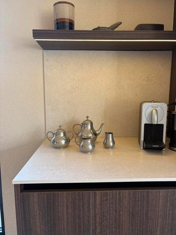 Vintage tinnen theeset Royal Holland K.M.D. Tiel beschikbaar voor biedingen