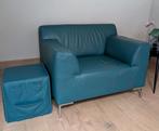 Montel Loveseat Petrol met Poef - Zo Goed Als Nieuw, Huis en Inrichting, Banken | Sofa's en Chaises Longues, Ophalen, 100 tot 125 cm