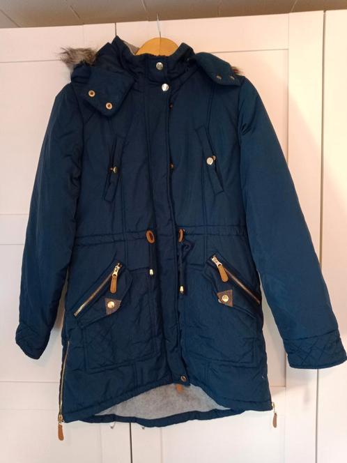 Donkerblauwe Vero Moda winterjas parka maat L/ 40, Kleding | Dames, Jassen | Winter, Gedragen, Maat 38/40 (M), Blauw, Ophalen of Verzenden